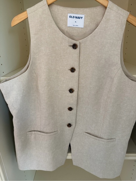 Old Navy Jackets & Blazers - Old Navy Neutral Beige Button Vest